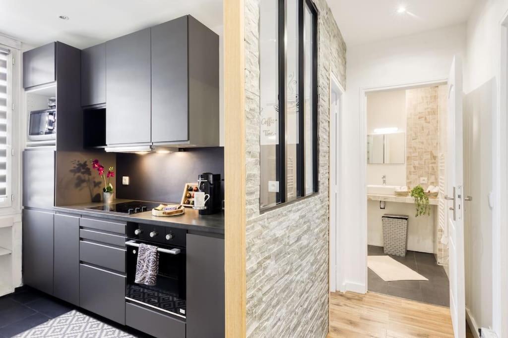 Proche Paris, Gare Rer C A 2 Min A Pieds, Notre Dame A 15min, Parking Prive Et Traveller Awards 2025 Apartment *